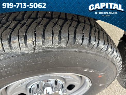 New 2026 Ford F250 XL w/ XL Chrome Package image 14