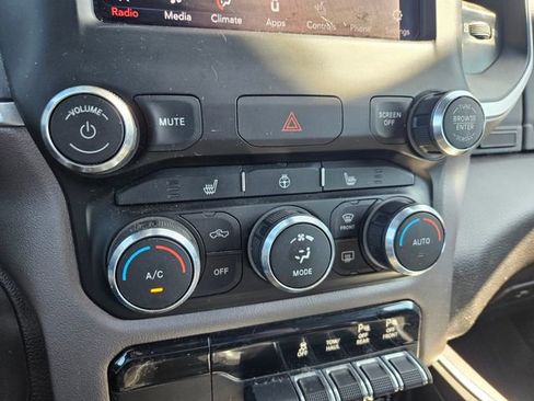 Used 2020 RAM 1500 Big Horn AWD/4WD image 14