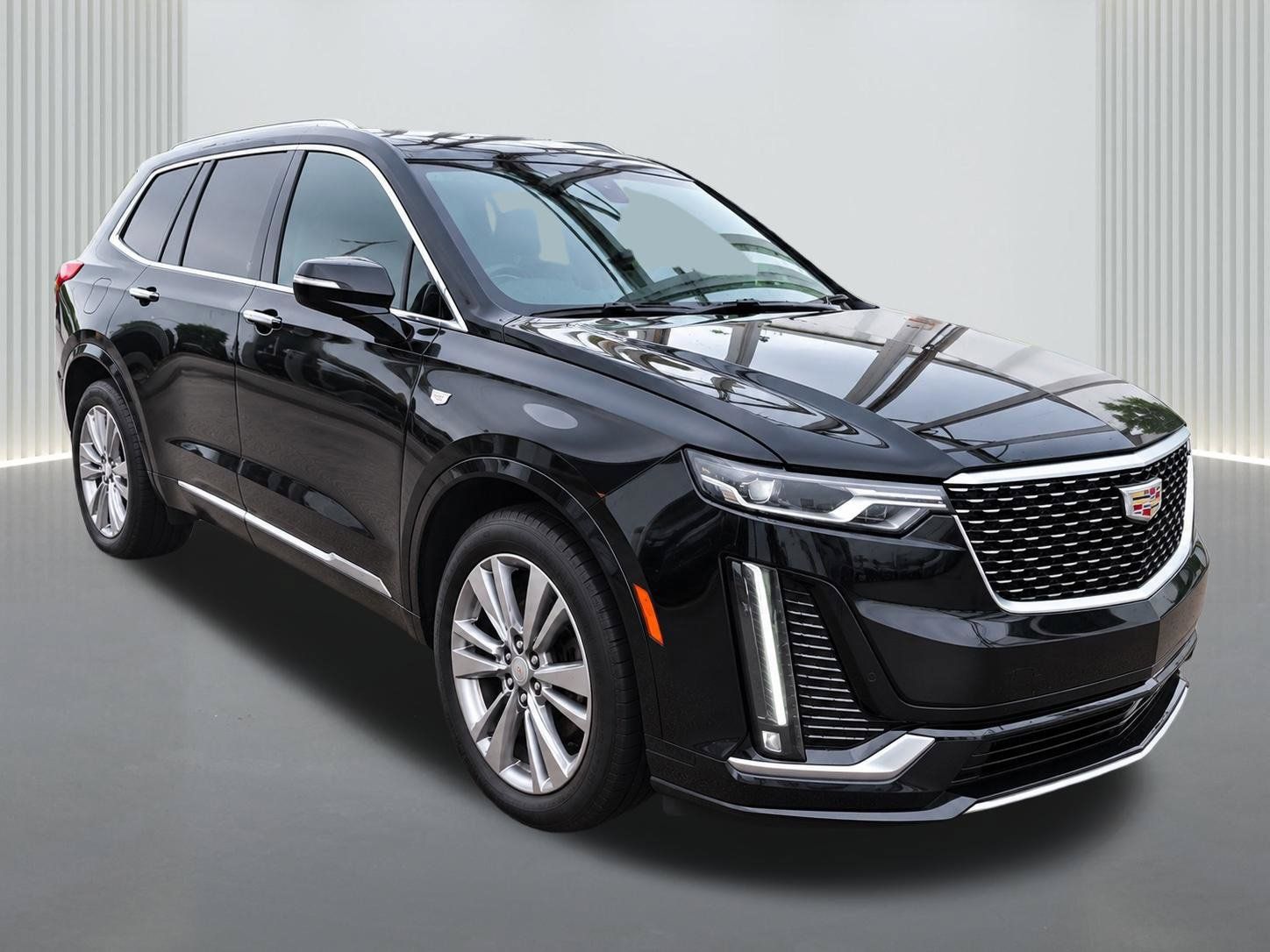 Used 2024 Cadillac XT6 Premium Luxury FWD image 9