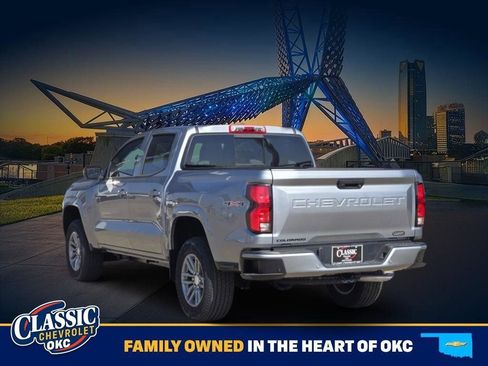 New 2026 Chevrolet Colorado LT w/ LT Convenience Package AWD/4WD image 3