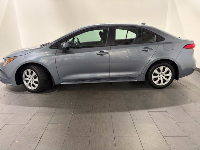 Used 2024 Toyota Corolla LE FWD image 2
