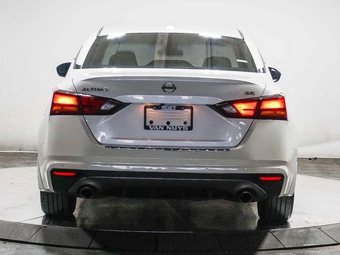 Used 2020 Nissan Altima 2.5 SR image 9