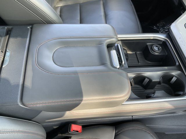 Used 2025 Ford Expedition Max Active AWD/4WD image 23