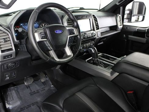 Used 2018 Ford F150 Platinum w/ Equipment Group 701A Luxury AWD/4WD image 19