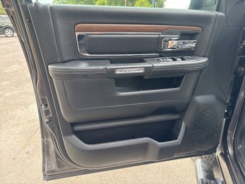 Used 2017 RAM 3500 Laramie image 15