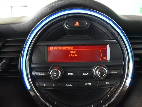 Used 2014 MINI Cooper 2-Door Hardtop image 25