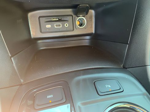 Used 2024 Chevrolet Equinox RS AWD/4WD image 14