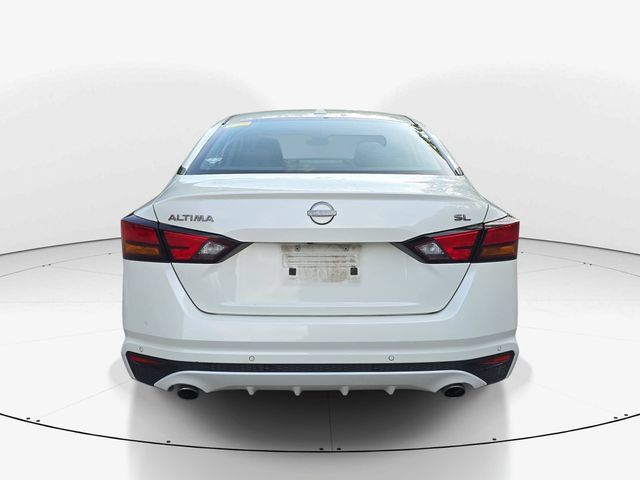 Used 2024 Nissan Altima 2.5 SL FWD image 7