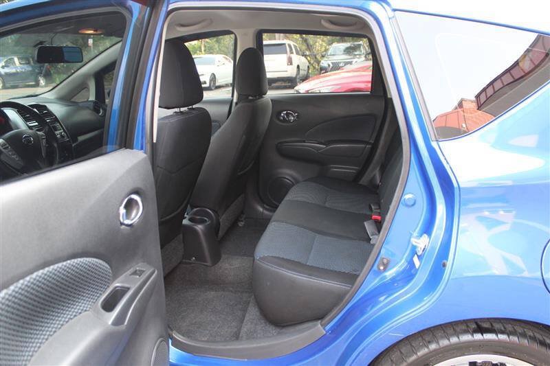 Used 2015 Nissan Versa Note SV FWD image 19