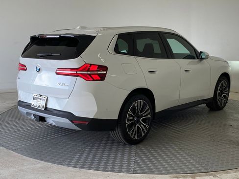 New 2026 BMW X3 xDrive30 w/ Premium Package image 9