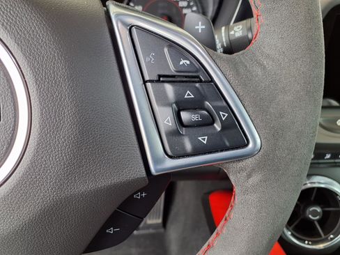 Used 2022 Chevrolet Camaro ZL1 RWD image 17