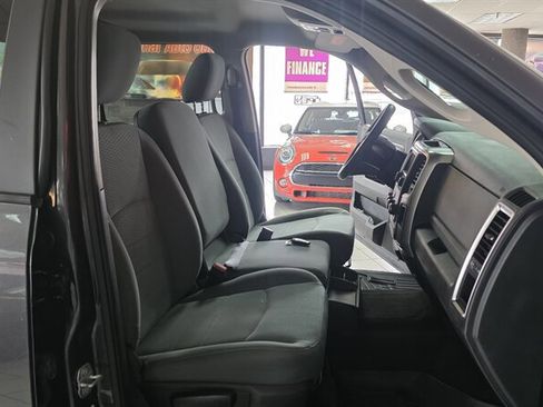 Used 2017 RAM 1500 Classic SLT AWD/4WD image 22