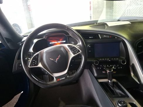 Used 2015 Chevrolet Corvette Z06 w/ 3LZ Preferred Equipment Group RWD image 13