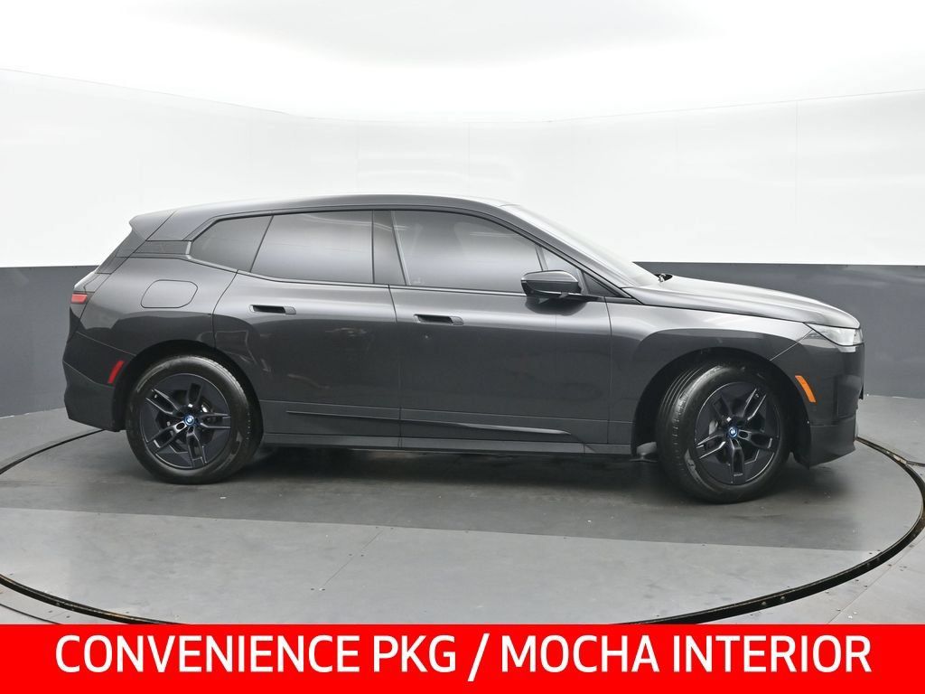 Used 2024 BMW iX xDrive50 w/ Convenience Package AWD/4WD image 2