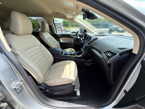Used 2022 Ford Edge SEL w/ Convenience Package AWD/4WD image 9