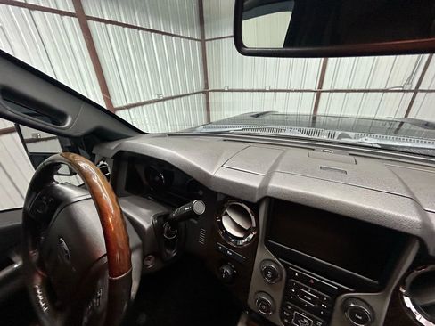 Used 2015 Ford F250 Platinum w/ FX4 Off-Road Package image 21