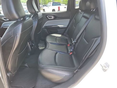 Used 2025 Jeep Compass Limited AWD/4WD image 23