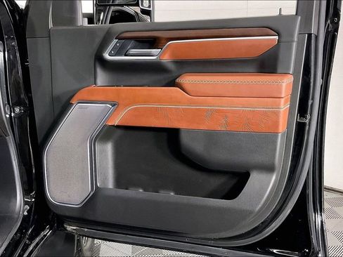 Used 2022 Nissan Pathfinder SL image 26