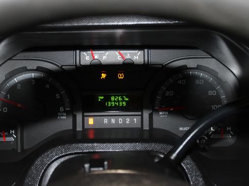 Used 2009 Ford E-150 and Econoline 150 RWD image 11