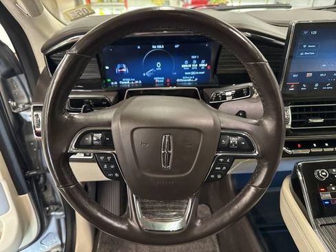 Used 2023 Lincoln Navigator L Black Label AWD/4WD image 13