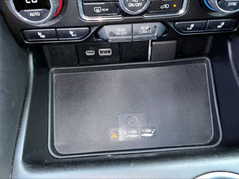 Used 2022 Chevrolet Tahoe Z71 image 35