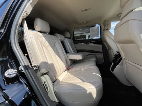 Used 2017 Lincoln MKX Select w/ Select Plus Package image 16