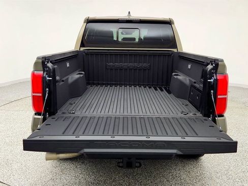 Used 2024 Toyota Tacoma TRD Off-Road w/ TRD Off Road Upgrade Package image 21