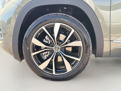 New 2026 Volkswagen Atlas Cross Sport SEL Premium R-Line AWD/4WD image 41