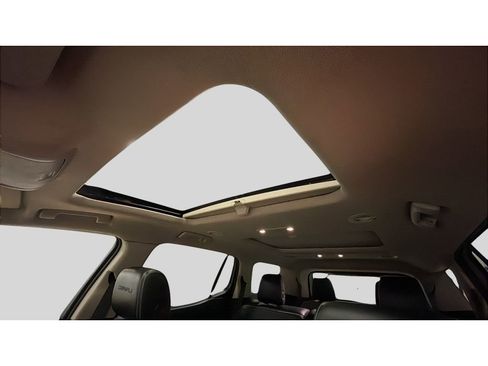 Used 2018 GMC Acadia Denali w/ Technology Package image 14