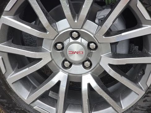 New 2026 GMC Terrain Denali AWD/4WD image 11