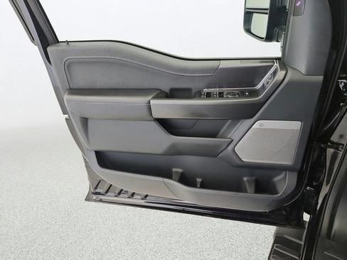 Used 2025 Ford F150 Lariat AWD/4WD image 21