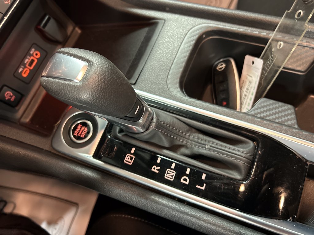Used 2025 Nissan Sentra SV FWD image 18
