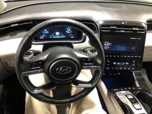 Used 2023 Hyundai Tucson Limited image 27
