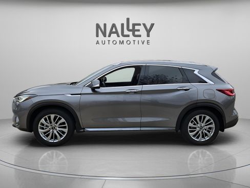 Certified 2025 INFINITI QX50 Luxe image 2