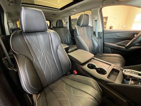 Certified 2026 Acura MDX SH-AWD w/ Advance Package image 22