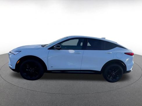 Used 2025 Buick Envista Sport Touring image 9