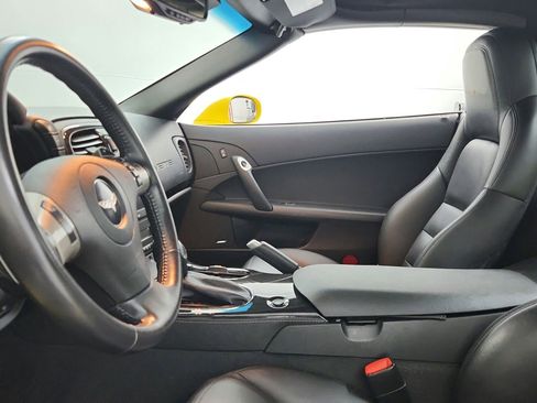 Used 2011 Chevrolet Corvette Grand Sport w/ Preferred Equipment Group RWD image 25
