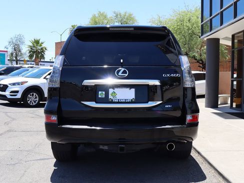 Used 2020 Lexus GX 460 Luxury w/ Off Road Package AWD/4WD image 11