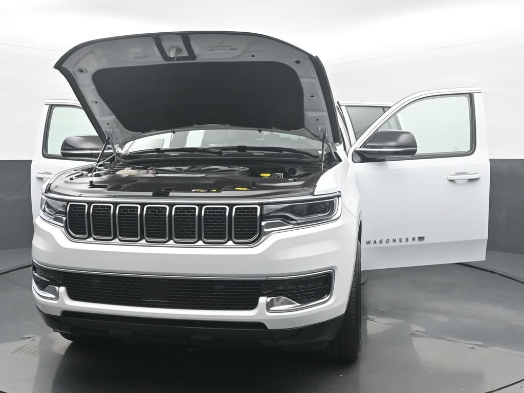 Used 2025 Jeep Wagoneer L 4WD image 62