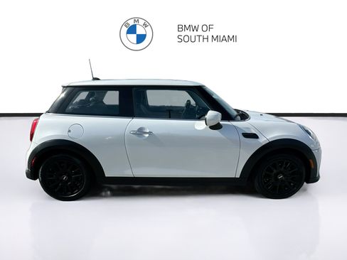 Used 2024 MINI Cooper 2-Door Hardtop FWD image 8
