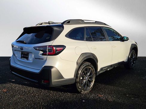 Used 2024 Subaru Outback Onyx Edition image 3