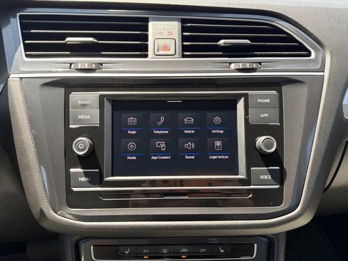 Used 2024 Volkswagen Tiguan S AWD/4WD image 16