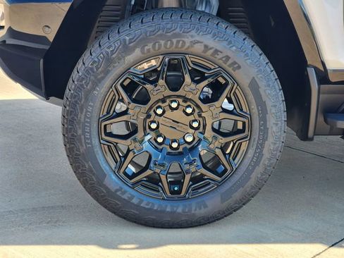 New 2026 GMC Hummer EV SUV AWD/4WD image 10