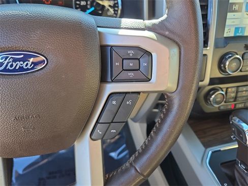 Used 2019 Ford F150 Lariat image 20