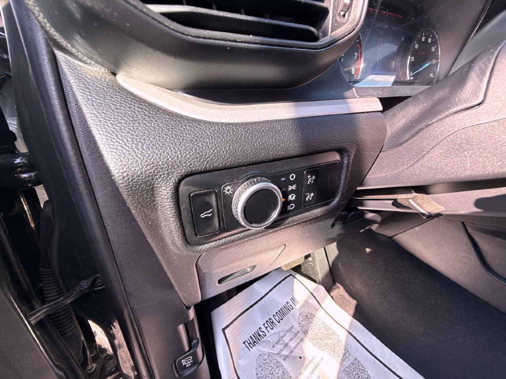Used 2024 Ford Explorer XLT AWD/4WD image 19