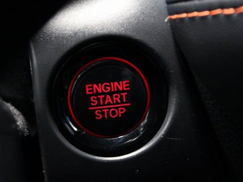 Certified 2025 Honda HR-V Sport image 31