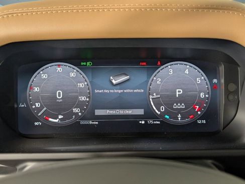 Used 2025 Land Rover Defender 110 S image 26