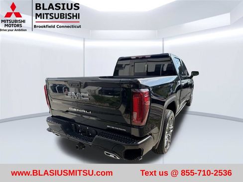 Used 2025 GMC Sierra 1500 Denali Ultimate AWD/4WD image 8