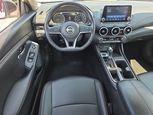 Used 2025 Nissan Sentra SR w/ SR Premium Package FWD image 8