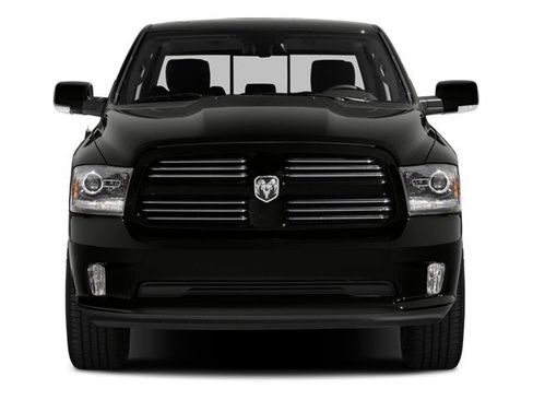 Used 2014 RAM 1500 Laramie w/ Convenience Group AWD/4WD image 4